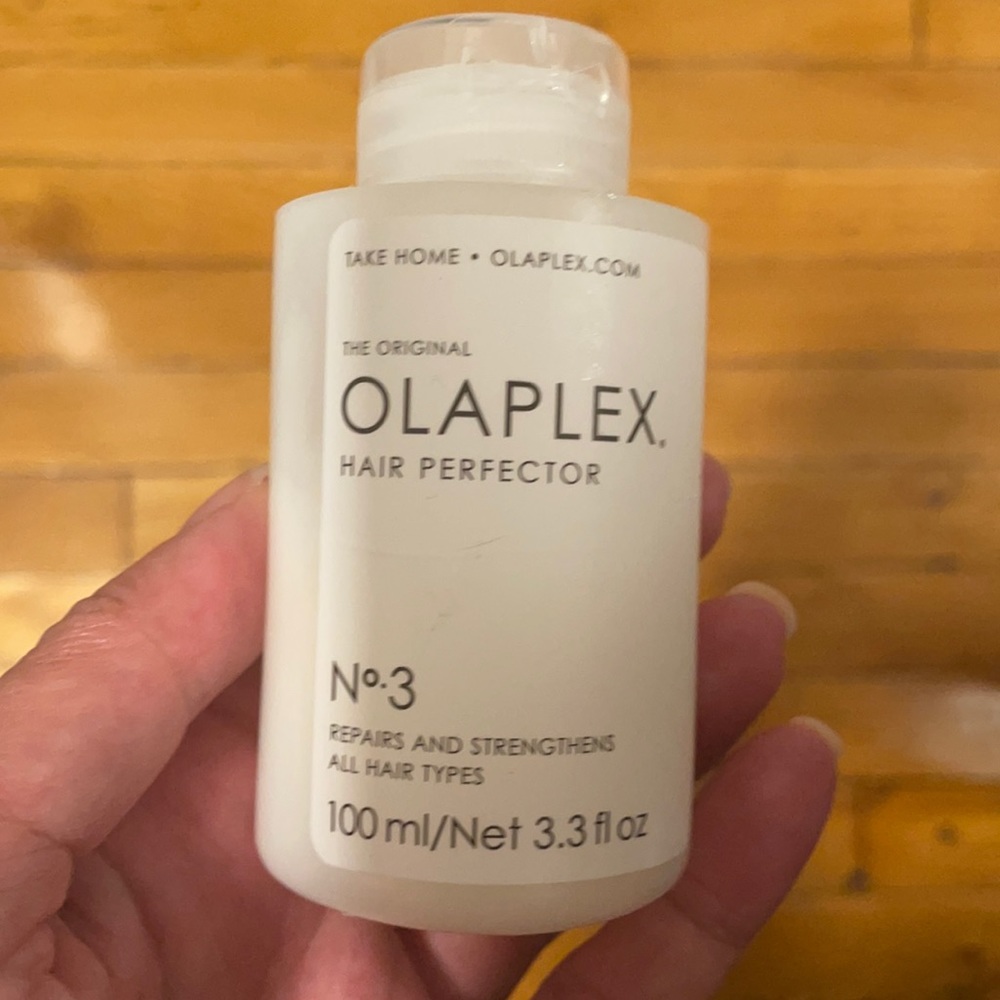 Olaplex hair perfector 3.3 fl oz half left